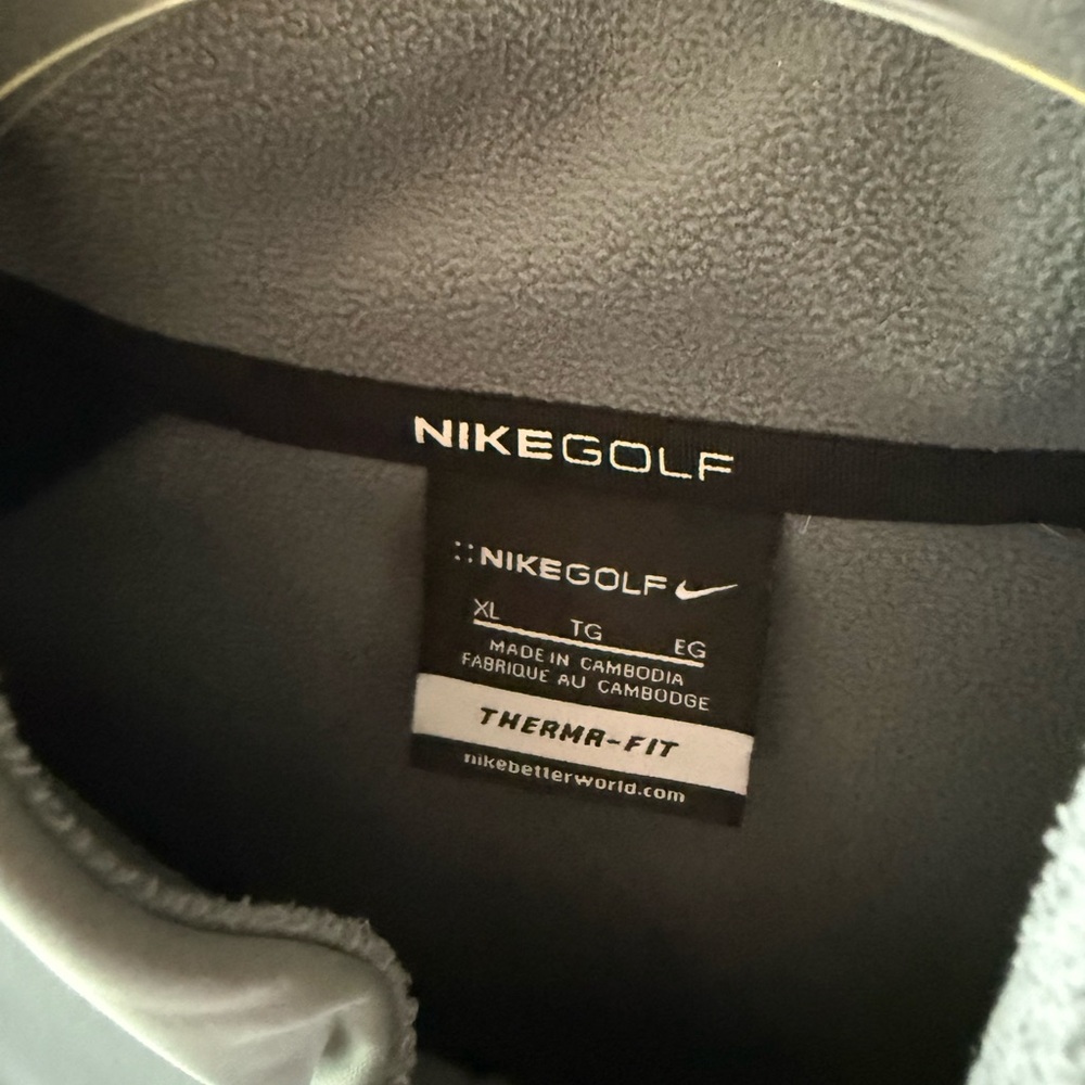 EUC Nike Therma Fit Water/Windproof Full Zip Golf Jacket Wolf Grey/Black Size XL - Picture 5 of 5
